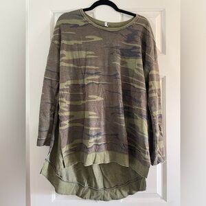 Z Supply Modern Weekender (Size S)